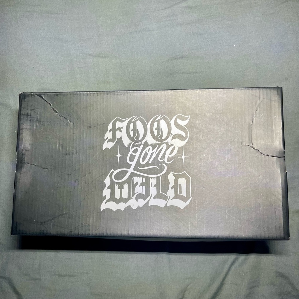 Foos Gone Wild Sick One’s Slippers Men’s Size: 11